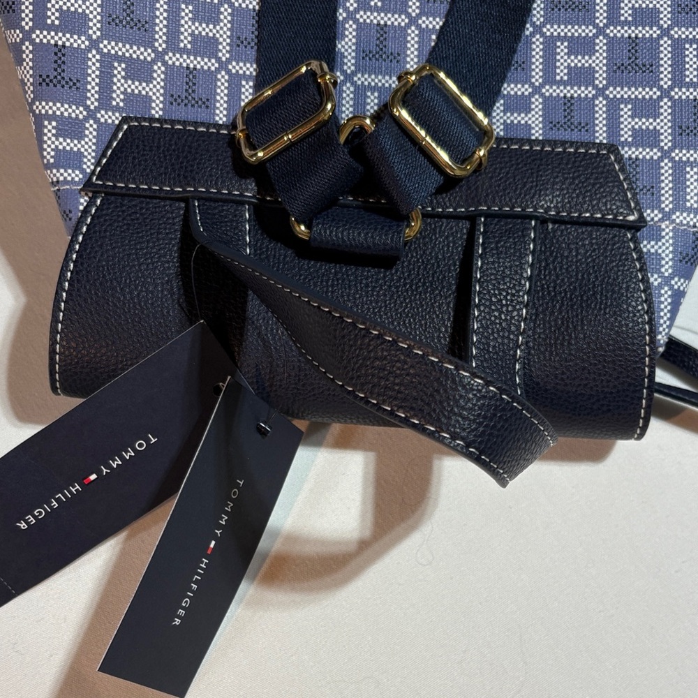 Tommy Hilfiger Backpack Andrea II Flap Faux Leather Blue & White NWT - Picture 7 of 14